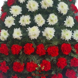 Coroana funerara Crizantema triunghi